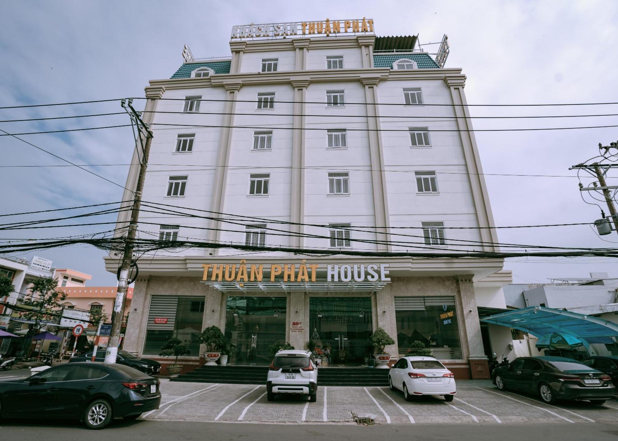 Thuan Phat House Soc Trang Екстериор снимка